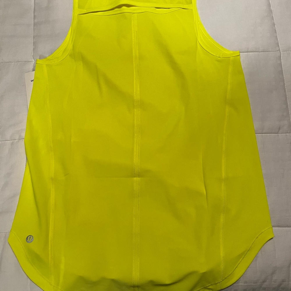 Brand new with tags Lululemon - Picture 3 of 3
